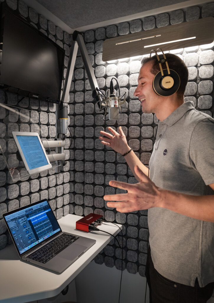 Jordi Gost - Voice Over con Home Studio Profesional